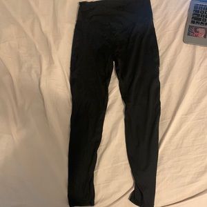 Medium Halara crossed waistband, accentuates hips